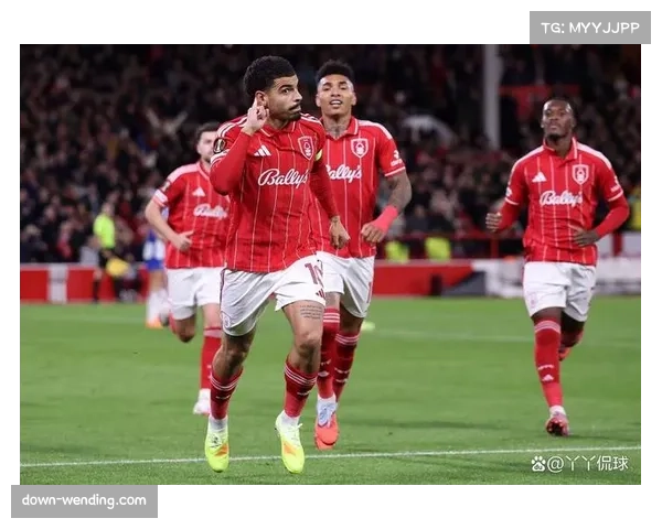 西汉姆联为保级投资5430万欧元 卡斯特拉诺斯加盟后首球建功